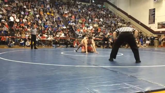 Liberty's Gunning takes down Bethlehem Catholic's Camacho in D-11 final смотреть онлайн
