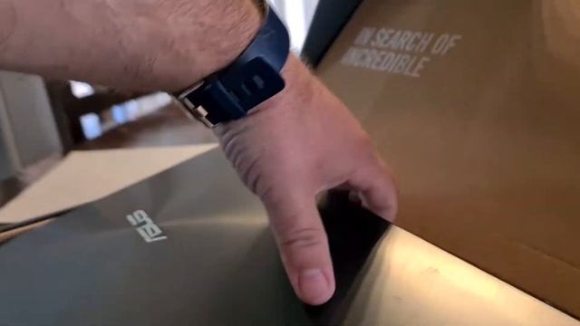 UNBOXING ?: ASUS ZENBOOK UX425E CON PROCESADOR INTEL DE 11• GEN смотреть онлайн