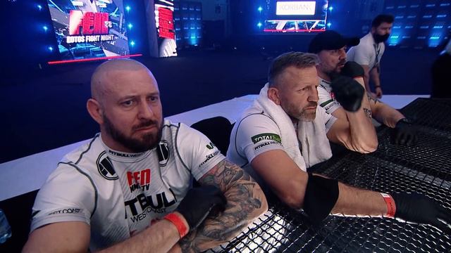 BACKSTAGE FEN 33: LOTOS Fight Night смотреть онлайн