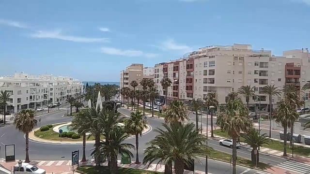 Puerto de Roquetas Castillo. Roquetas de Mar, Almería. смотреть онлайн