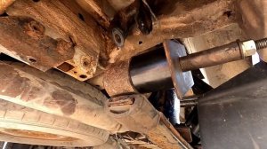 Замена задних сайлентблоков рессоры и серьги Форд транзит 2.4-2.2  #сайлентблоки#1453842#15203186