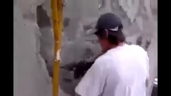 How to use a perforator - FAIL. Как Пользоваться Перфоратором. Прикол