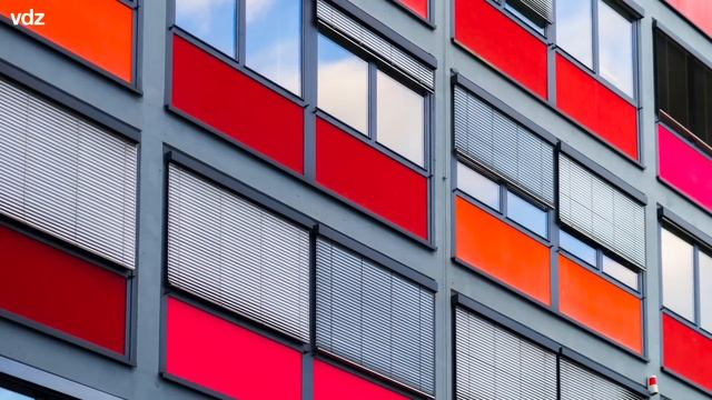 Sony NEX-C3 + SEL1855 + SEL16F28 смотреть онлайн