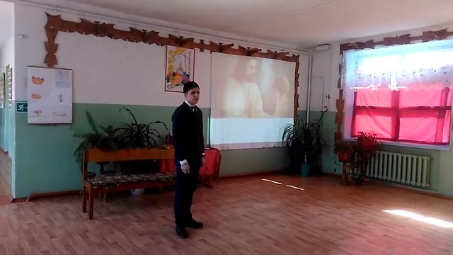 Наумов Эмиль "Сегодня Бог проснулся рано" смотреть онлайн