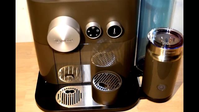Nespresso expert & Milk смотреть онлайн