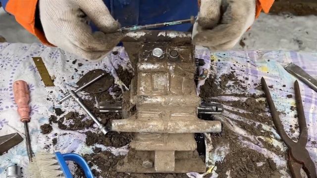 РАБОЧИЙ РЕДУКТОР 1978 ГОДА (МУРАВЕЙ) смотреть онлайн