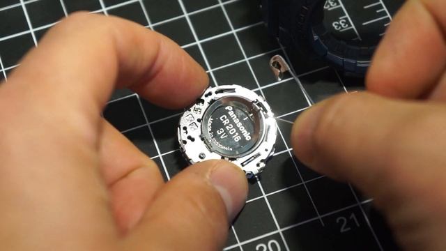 Casio G-Shock GBA-800 Bluetooth watch - Replacing the Battery смотреть онлайн