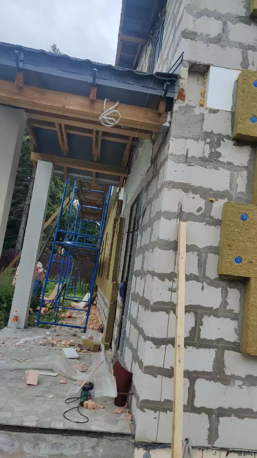 СФТК Мокрый Фасад, утепление фасадов газобетонного дома минеральной ватой Rockwool. Утепление стен смотреть онлайн