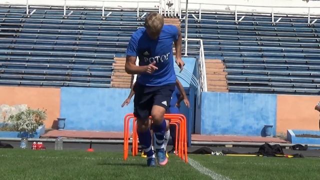 ФК "Ротор-Волгоград". Стадион "Трактор".Тренировка перед игрой с Енисеем. смотреть онлайн