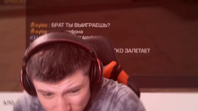 Притворяюсь ЧИТЕРОМ против КЕНТА на стриме.. (меня забанят) смотреть онлайн