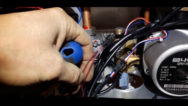 Обзор котла NAVIEN NGB 210 и первая поломка смотреть онлайн