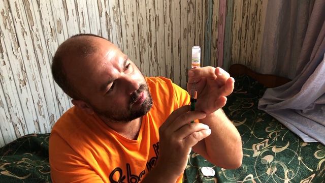Как развести кортексин новокаином. Как развести лекарство для укола. Внутримышечный укол в ягодицу смотреть онлайн