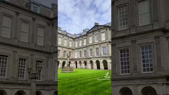 Holyrood Palace, Scotland смотреть онлайн
