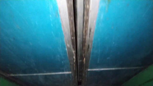 Лифт Укркоммунмаш с обновлённым купе, Г/П 350 кг, V=0,65 м/сек (ул. Калиновая, 94, г Днепропетровск смотреть онлайн