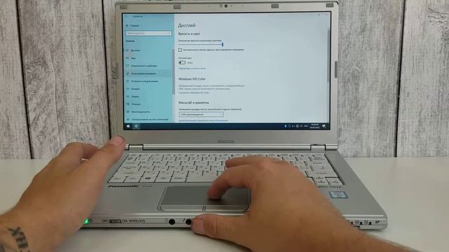 Panasonic CF-LX5 смотреть онлайн