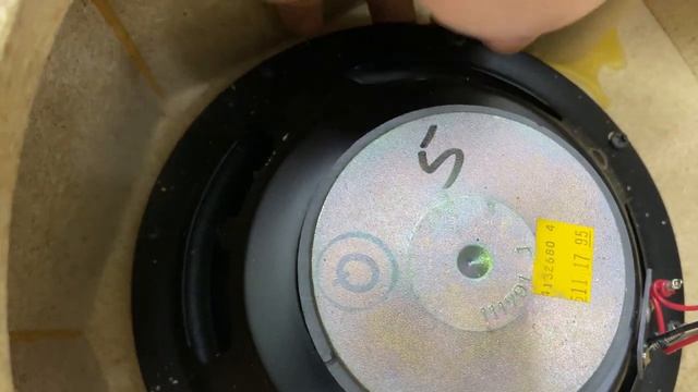 Mở Nội Thất Và Test Chất Âm Của Đôi Bose 701 Hai Lỗ Thông Hơi Màu Xám Đá смотреть онлайн
