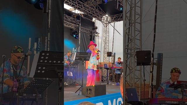 Ева Польна - Время песок Roof Place 06 07 23 смотреть онлайн