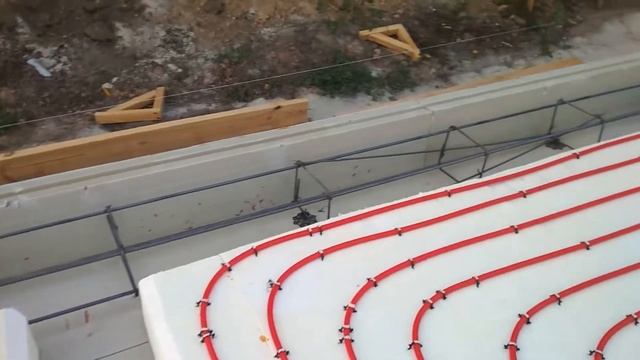 УШП день 22. Изготовление арматурных каркасов и укладка арматуры. смотреть онлайн
