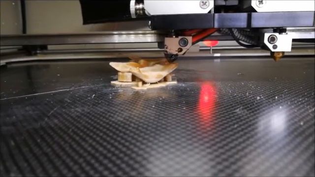 CreatBot 3D Printer F430 is 3d printing PEEK for medical implant. смотреть онлайн