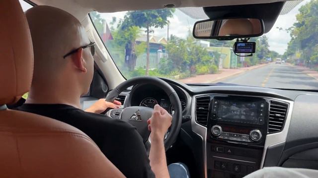 Lái thử Triton Athlete 2023 phiên bản 2 cầu 4x4 | Triton 2023 máy 2.4L 181 mã lực смотреть онлайн