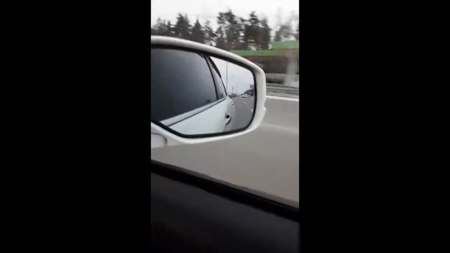 Honda Accord  против Audi на трассе....