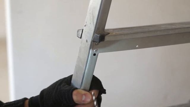 Недолговечные заклёпки на ступеньках. Чем заменить и решить проблему навсегда смотреть онлайн