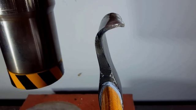 HYDRAULIC PRESS VS MODERN AND OLD ITEMS смотреть онлайн