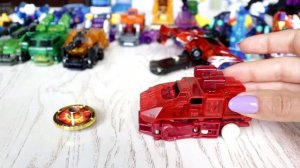 ДИКИЕ СКРИЧЕРЫ огромная коллекция машинок трансформеров. Трансформируются и как ловят скричердиски