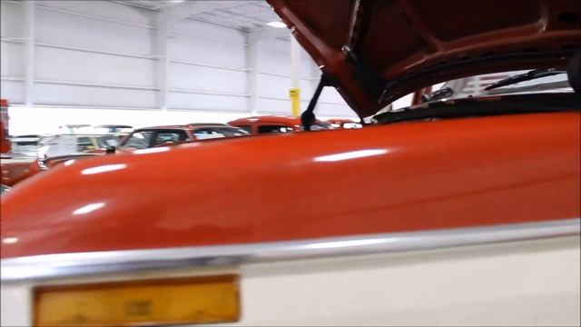1982 Ford Bronco Red White смотреть онлайн