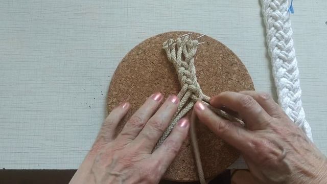 МК. ПЛЕТЕНИЕ Косички из шести нитей. Макраме курс по плетению сумки "бохо" #плетение #макраме смотреть онлайн