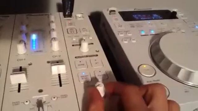 Selling CDJ 350 and DJM 350-shows perfect condition смотреть онлайн