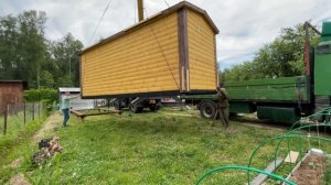 Установка мобильной бани краном