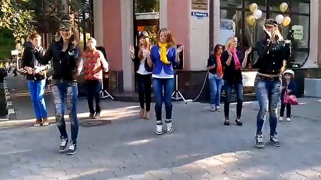 Флешмоб в Саратове. смотреть онлайн