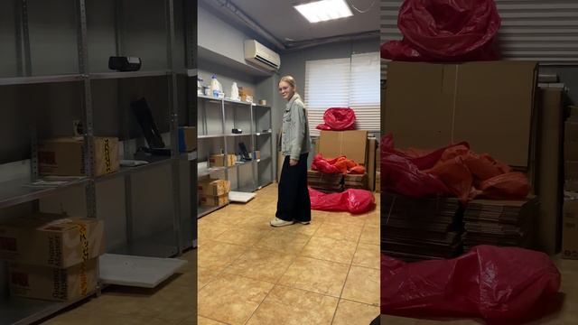 Кто работает, кто с ума сходит смотреть онлайн