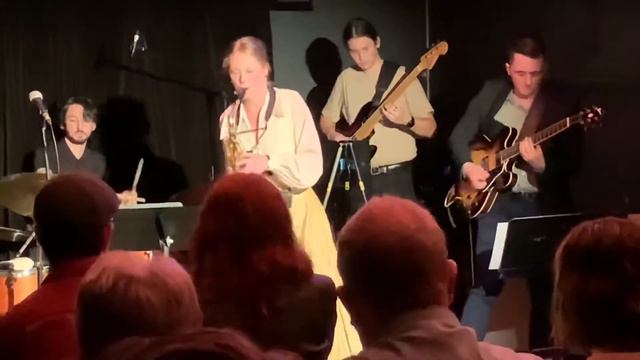 Holly Forster Quintet смотреть онлайн