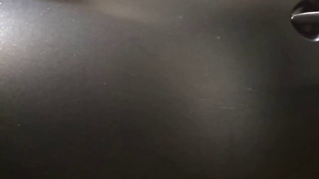 Смываем битумные отложения и "собянинский" реагент с кузова смотреть онлайн