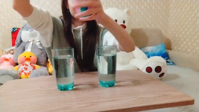 Проверка странных лайфхаков!! Бусы изо льда?!! Лайфхак! Как из обычного скотча сделать малярный!!! смотреть онлайн