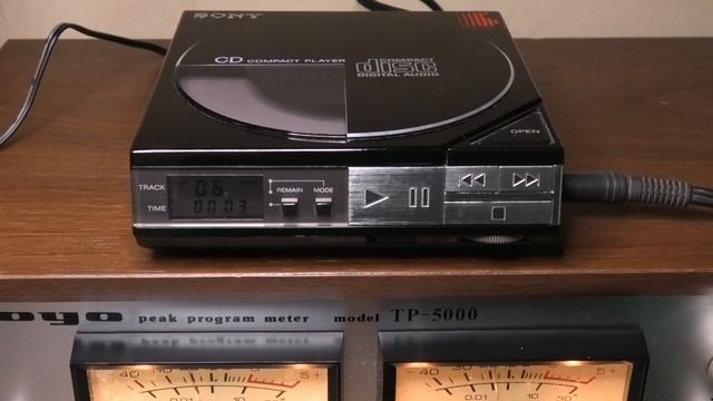 Sony Discman D-50 (Serial No. 82126) смотреть онлайн