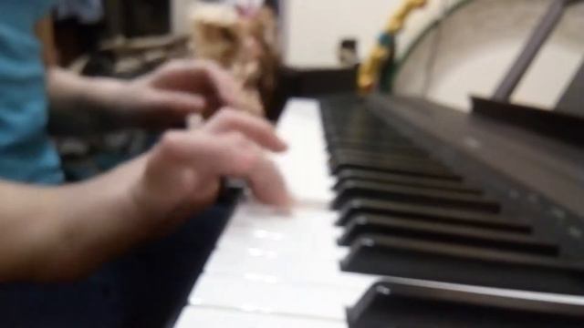 Играем на пианино 2 песни Весёлая карусель и и русская народная смотреть онлайн