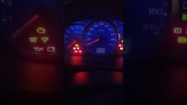 Если авто не заводится в тёплое время! Что делать? смотреть онлайн