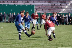 Фильм Одиннадцать молчаливых мужчин . Русский трейлер 2022)_Full HD