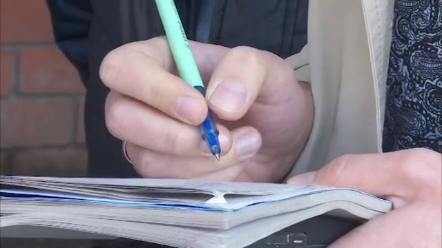 Проводники поезда рассказали, что их заставляют брать безбилетных пассажиров смотреть онлайн