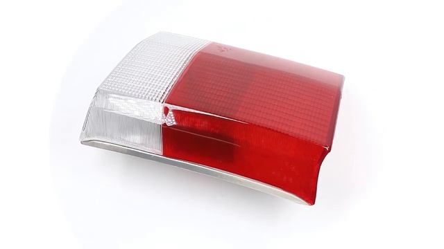 893945225B 893945226B Rear Corner Brake signal tail light For Audi 80 B3 86-91 смотреть онлайн