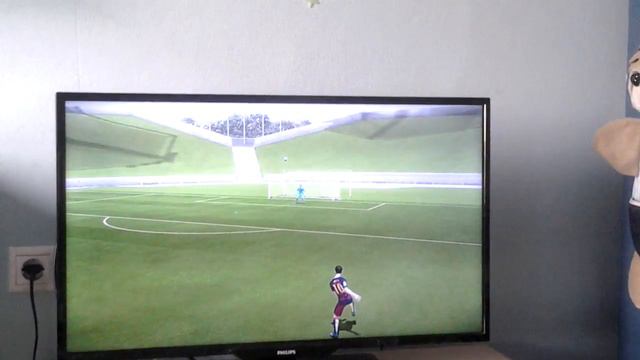 Супер гол от Месси||FIFA 16 DEMO смотреть онлайн