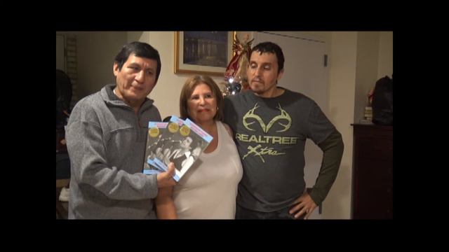 SALUDOS NAVIDE~OS DE CARMEN CASTRO Y JOSE ALBERTO PEREZ смотреть онлайн