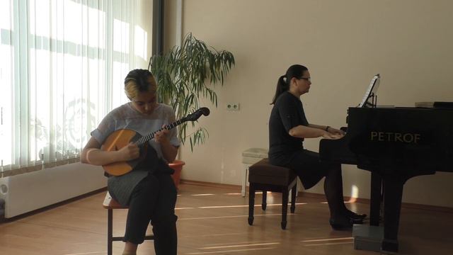 Редичкина Вероника, ДШИ №55, русская народная песня "Как пойду я на быструю речку" смотреть онлайн