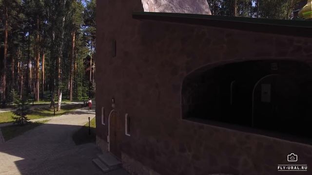 Ганина Яма с высоты смотреть онлайн