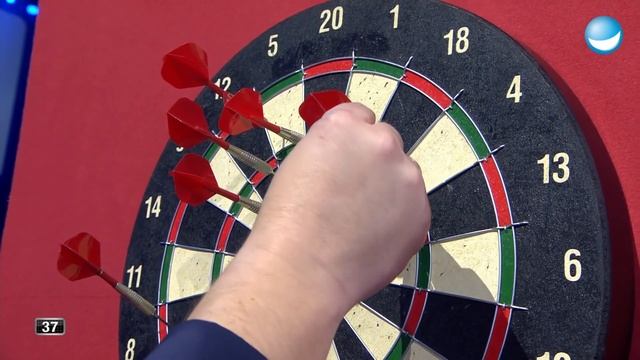 Speed-Darts | Ruth Moschner vs. Alexander Herrmann | Spiel 9 | Schlag den Star смотреть онлайн