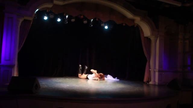 Erotic show Алла Летящая смотреть онлайн