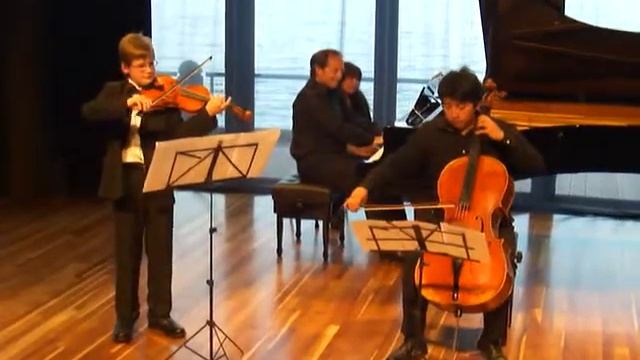 Kai Bryngelson Perl (11) violin, Niels W. Gade, Trio piano, violin and cello Op. 42 смотреть онлайн